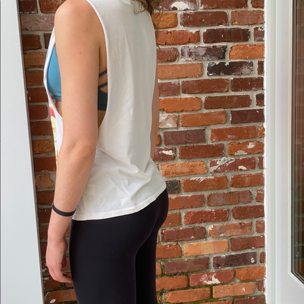 Element top - Picture 2 of 2